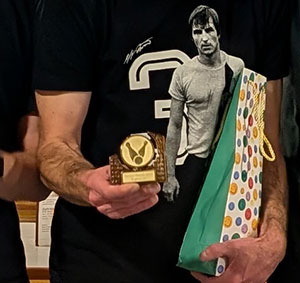 Siegerpokal zu sehen